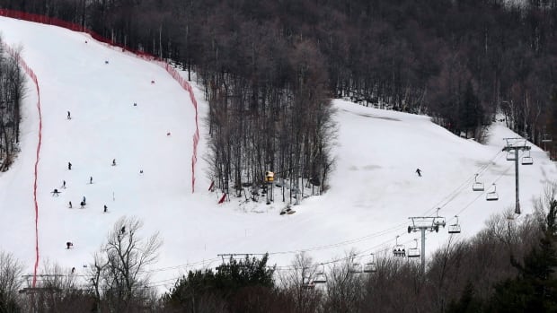 Skier remains missing at Whiteface Skier remains missing at Whiteface