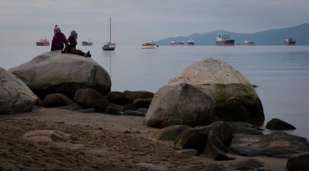 Vancouver burrard inlet beach