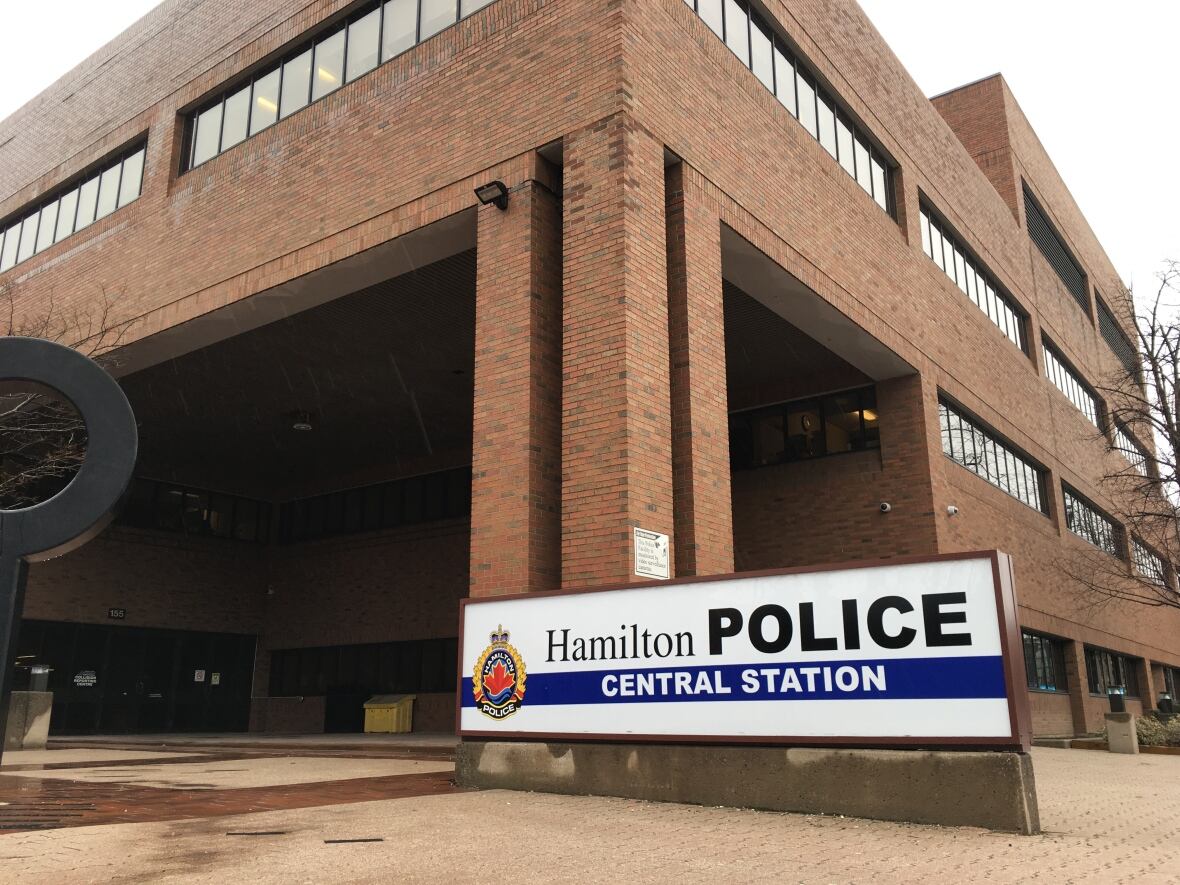 a photo of the outside of the police station