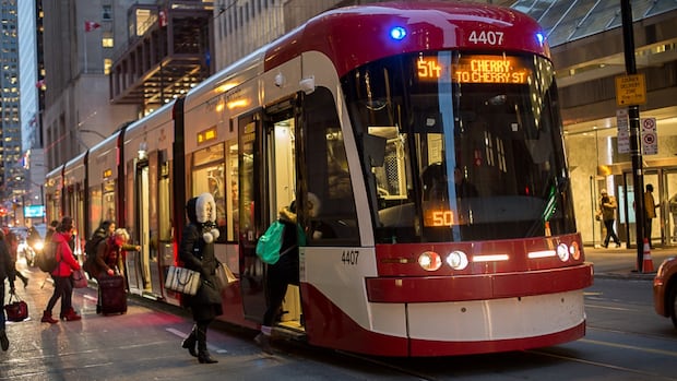 image of TTC, 노숙인 지원을 위한 추가 아웃리치 인력 요청