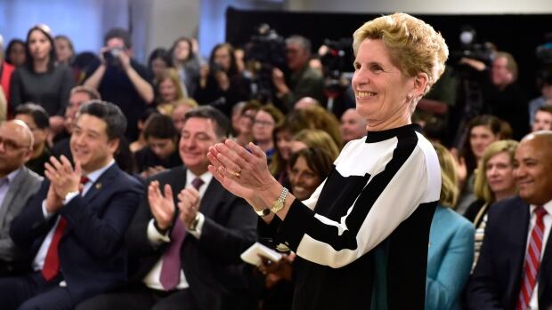 Ontario Premier Kathleen Wynne announced $822 million in new funding for hospitals should the Liberals form a government after the June election. 