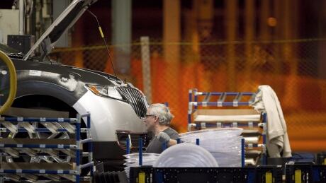 Goal of latest NAFTA pitch from U.S.: Credit countries for higher auto wages thumbnail