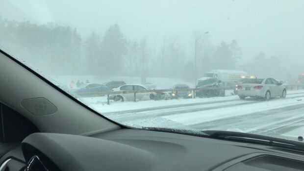 50-car pileup reported on Highway 400 near Barrie | CBC News