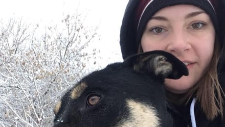 The family of Dayna Brons, the Broncos' athletic therapist, confirmed that the 25-year-old has passed away after suffering critical injuries in the team's bus crash last Friday evening. Dayna Brons