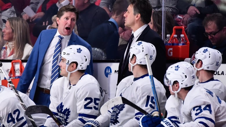 Matt Martin of the Toronto Maple Leafs takes a break in practice News  Photo - Getty Images