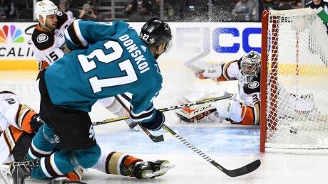 Joonas Donskoi had a goal and two assists in the San Jose Sharks' 8-1 win over the Anaheim Ducks in Game Three of their first-round playoff series Monday. Joonas Donskoi
