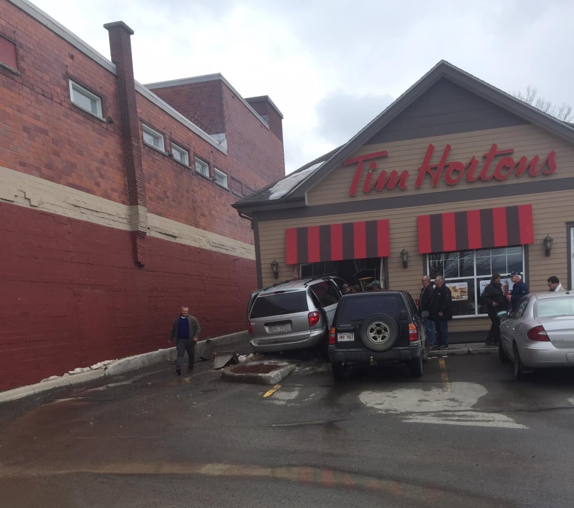 Tim Hortons' headquarters moving to downtown Toronto