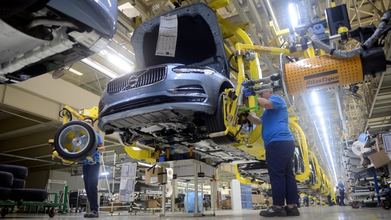 Geely's Volvo aims for more recycled plastics in new cars