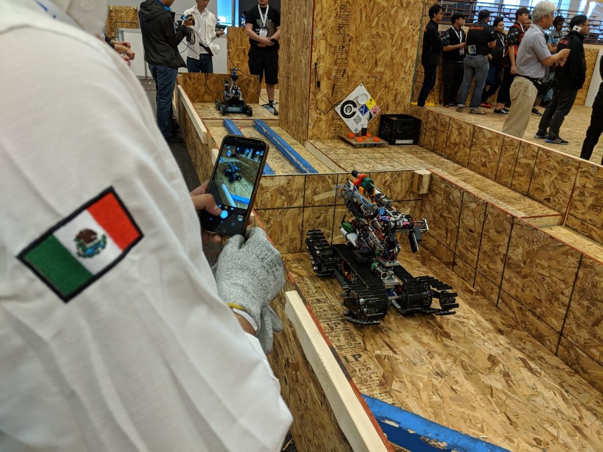 Thousands of robots descend on Montreal for RoboCup | CBC News