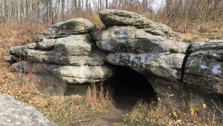 Formerly known as Charlie Lake Cave, the ancient site of T'se'K'wa has been frequently vandalized by visitors. T'se'K'wa