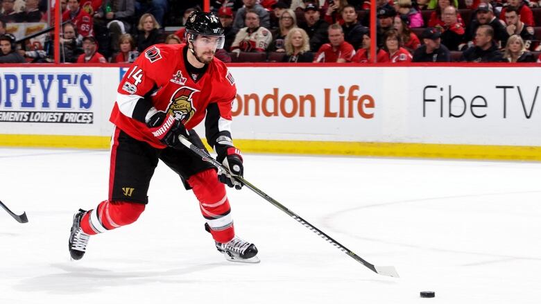 Alex Burrows more settled this year with Senators