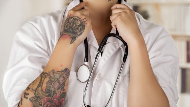 Bring on the tats: Patients don't mind if doctors sport body art | CBC News