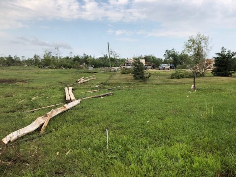 Man Dead Following Tornado Near Alonsa Man Cbc News