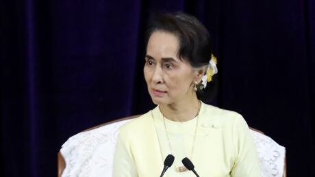 Myanmar's State Counsellor Aung San Suu Kyi holds a talk with scholars at Yangon University in Yangon, Myanmar, on Aug. 28, 2018. MYANMAR-POLITICS/
