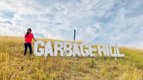 garbage hill sign
