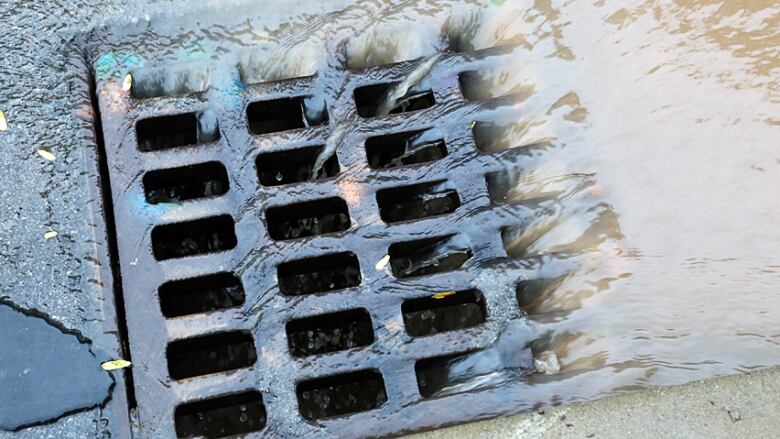 Massive water main break floods east end neighbourhood | CBC News