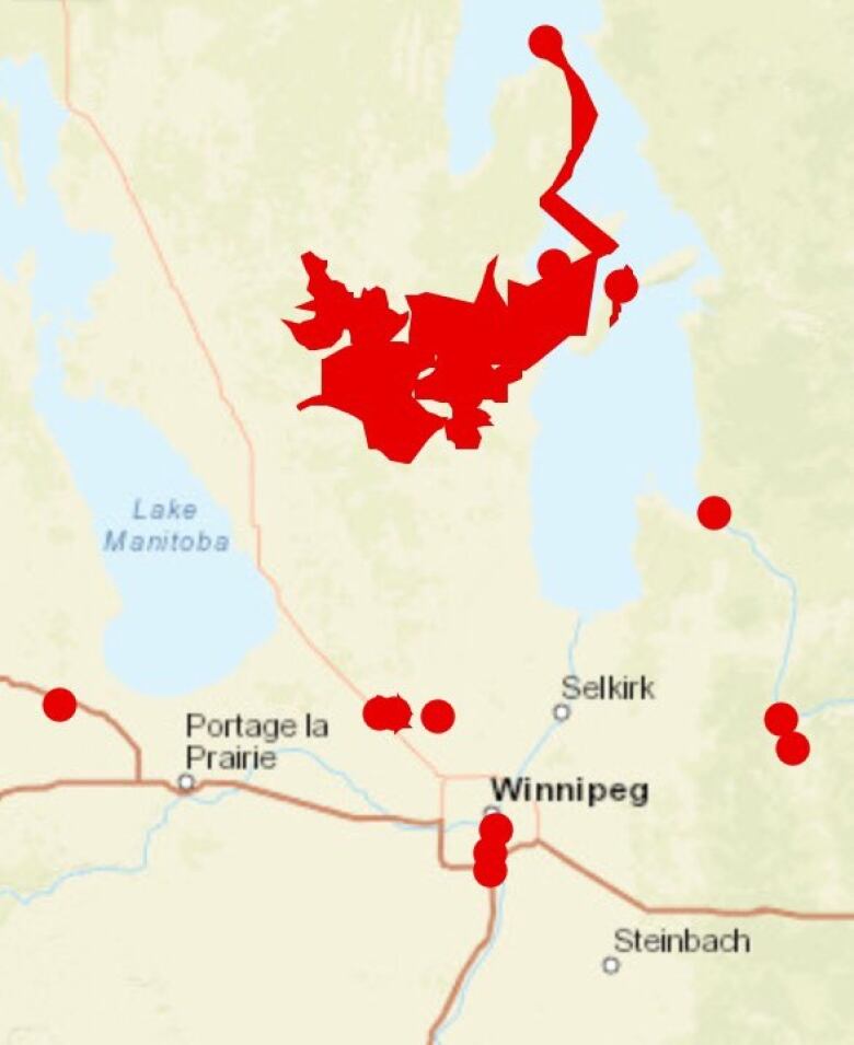 Burnt Pole Knocks Out Power For 4 000 People In Interlake Cbc News