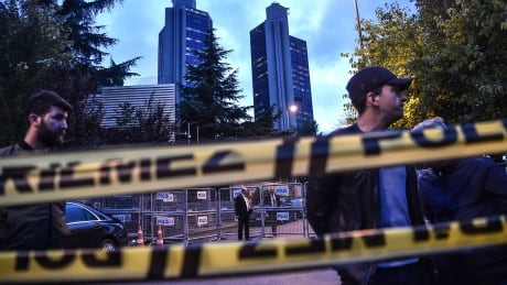 The Saudi Arabia's consulate is cordoned off by Turkish police in Istanbul on October 15, 2018 during the investigation over missing Saudi journalist Jamal Khashoggi. - Uniformed Turkish police and other officials in suits believed to be prosecutors went inside the consulate after receiving agreement from Riyadh to conduct the search. Khashoggi has not been seen since entering the consulate on October 2. AFP_1A16KS