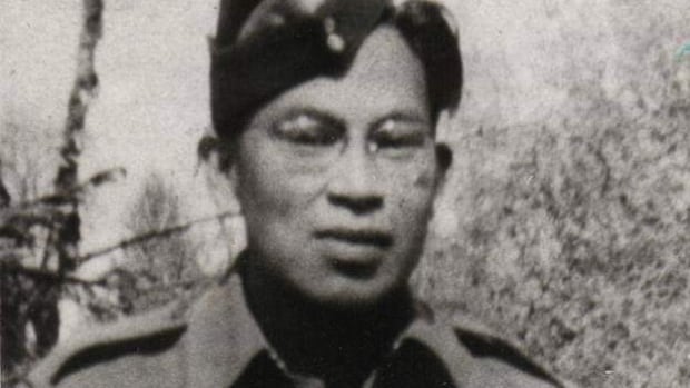 Remembering a hereditary chief with a brilliant mind on National Aboriginal Veterans Day | CBC News