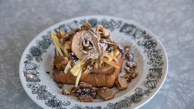 This apple cinnamon toast crunch is a staple at diner in St. Catharines | CBC News
