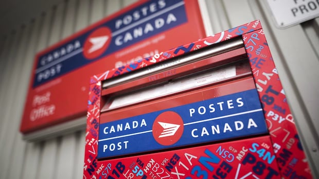 'Complicated' new post office box mandate has Burlington mayor shaking his head