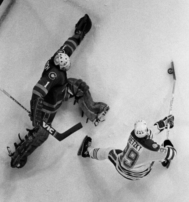 When Wayne Gretzky broke Maurice Richard's 50goal record CBC