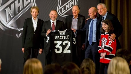 Last week NHL commissioner Gary Bettman announced that Seattle would become the 32nd NHL franchise. HKN Weekly Notebook 20181205