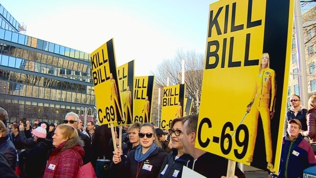 Why Danielle Smith has eased off the 'Kill Bill C-69' language in the Carney era
