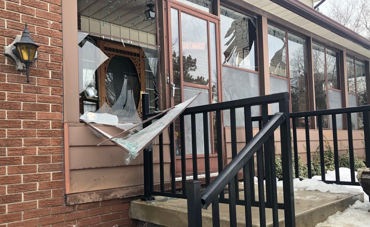 Ontario Fire Marshal surveys extent of damage after house explosion in