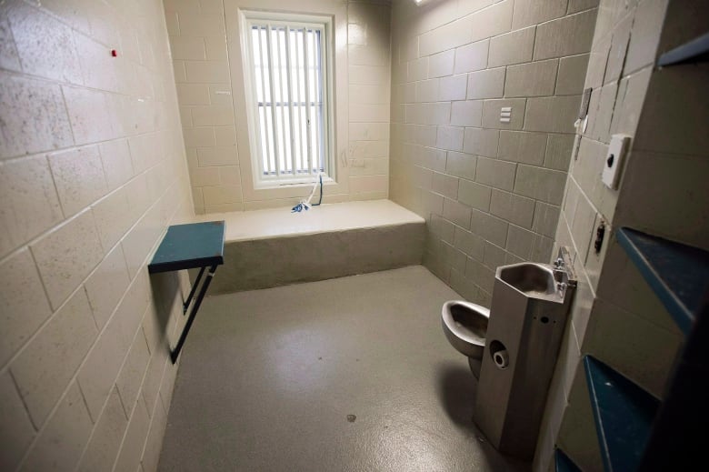 Months locked in a tiny box — how solitary confinement can erode mental ...