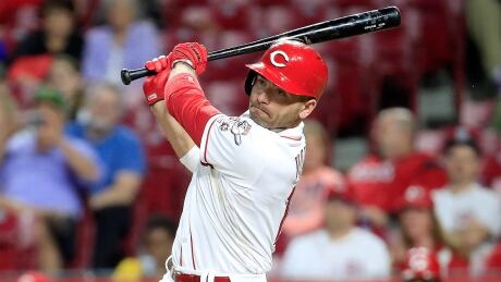Reds first baseman Joey Votto is looking to rebound from a subpar 2018 season that saw the Toronto native post a .284 batting average, the 35-year-old’s lowest since 2014. votto-joey-180926-1180