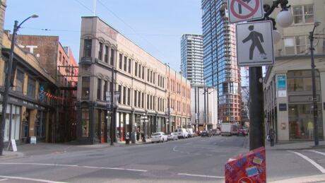 A Vancouver man has taken to Twitter to share a video of his dangerous attempt at crossing this crosswalk to make it home. Crosswalk at Homer and Cordova