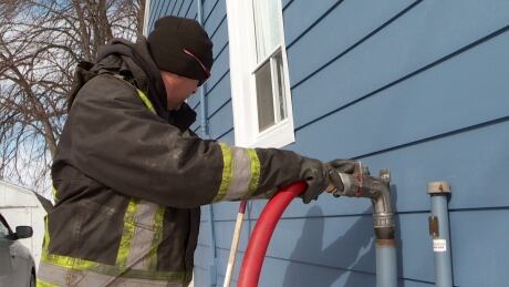 Many Island homes are heated by lipid furnaces. Those incapable to wage the hundreds of dollars to capable their furnace tin find different options to conscionable wage for a constricted magnitude of substance to marque definite their furnace doesn't spell out. Feasible Fuels delivery