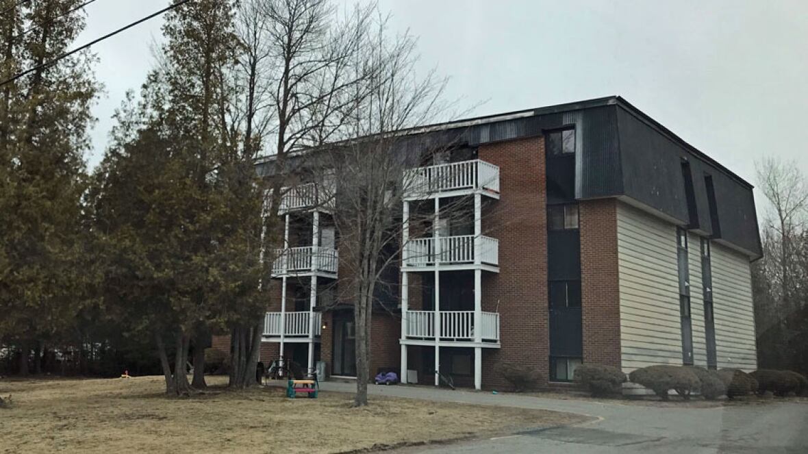 Rothesay mayor says cost of switching water systems shouldn't be put on