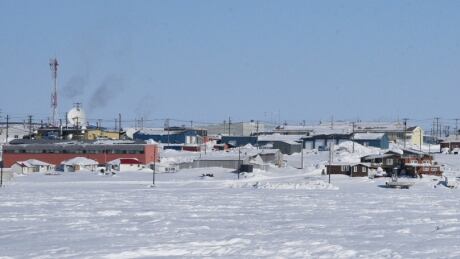 Cambridge Bay in spring 