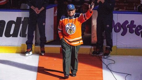 Former Chicago Blackhawks player Fred Sasakamoose is honoured at the Edmonton Oilers and Chicago Blackhawks game in Edmonton on Friday, Dec. 29, 2017. HKN BLACKHAWKS OILERS 20171229 TOPIX