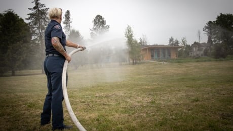 Richmond firefighter Bhavani Ryan took part in the training that's been taking place all month. Urban Wildfire Fighting/UrbanWildfire-4165.jpg
