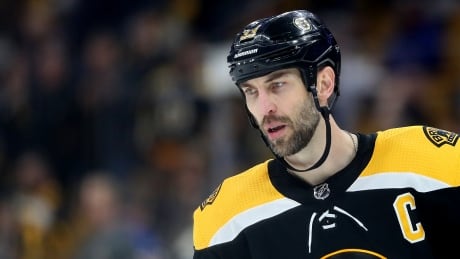 While the Boston Bruins continue to await their Stanley Cup opponent, captain Zdeno Chara, who had to miss Game 4 of the Eastern Conference final with an undisclosed injury, skated before practice on Sunday.
Chara-Zdeno-04052019