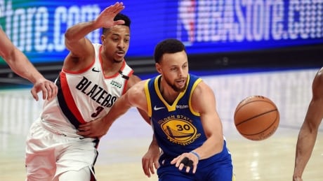 Warriors sweep Trail Blazers to reach 5th straight NBA Finals