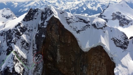 A red circle shows the fresh crack on Joffre Peak. Joffre Slide