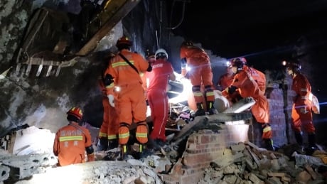 Earthquake in southern China kills 11 people, injures 122