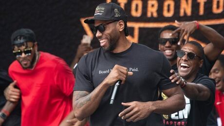 Raptors' star Kawhi Leonard isn’t discussing his potential return to the team, preferring to have fun and enjoy the experience of being an NBA champion as he did at Monday’s parade and rally in Toronto. The Finals MVP is expected to become a free agent. leonard-kawhi-190617-1180