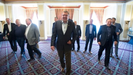 Premiers to focus on pipelines, Quebec's religious symbols law at conference