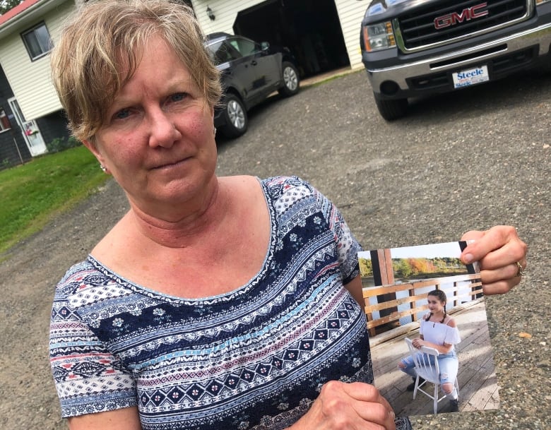 Griefstricken communities mourn deaths of 2 teens CBC News