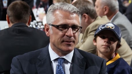 Ron Francis will have complete control of operations under Seattle Hockey Partners CEO Tod Leiweke.
Francis-Ron-063012