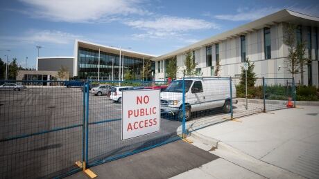Only part of the new Minoru Centre for Active Living in Richmond is open to the public, due to issues with the swimming facility. (Ben Nelms/CBC) RICHMOND POOL