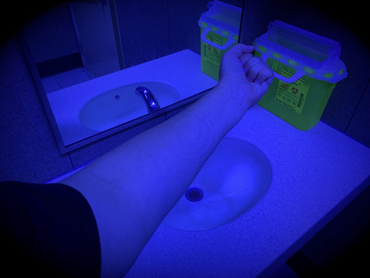 Is installing blue lights the answer to deterring drug use in public bathrooms? CBC News