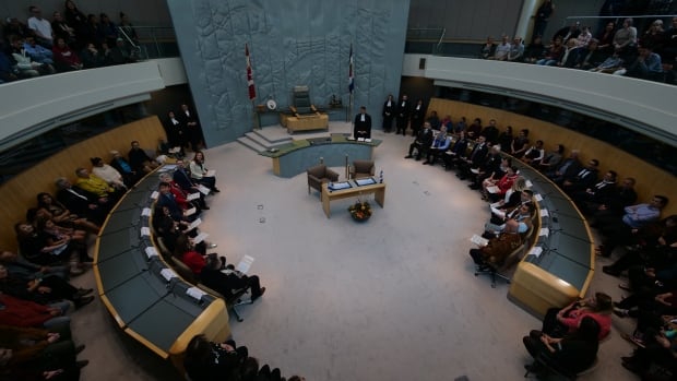 COVID-19 detection at N.W.T. Legislature delays public inquiry into MLA's conduct