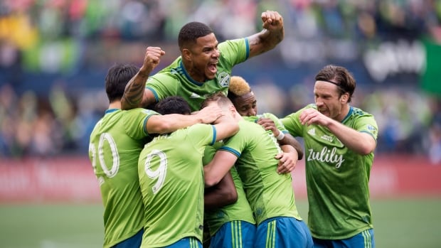 Sounders overrun TFC to claim MLS cup despite Altidore's return