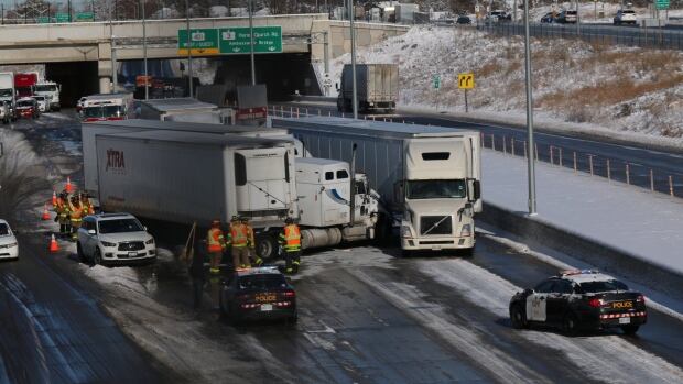 Collisions cause road closures across Windsor-Essex - CBC.ca